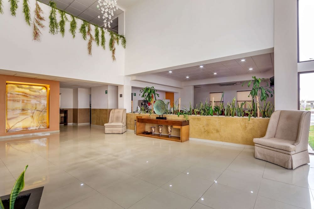 Comfort Inn Chihuahua 2