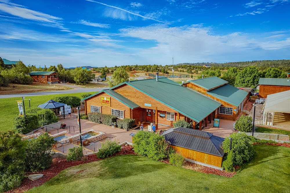 Zion Ponderosa Ranch Resort 1