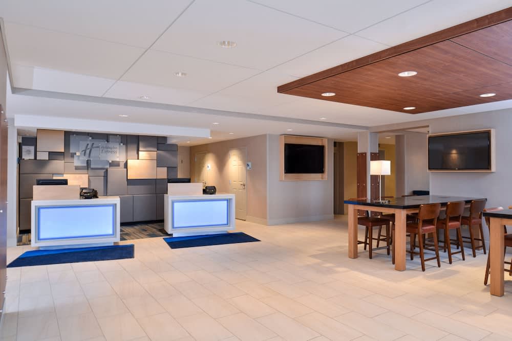 Holiday Inn Express Rochester - University Area by IHG 2