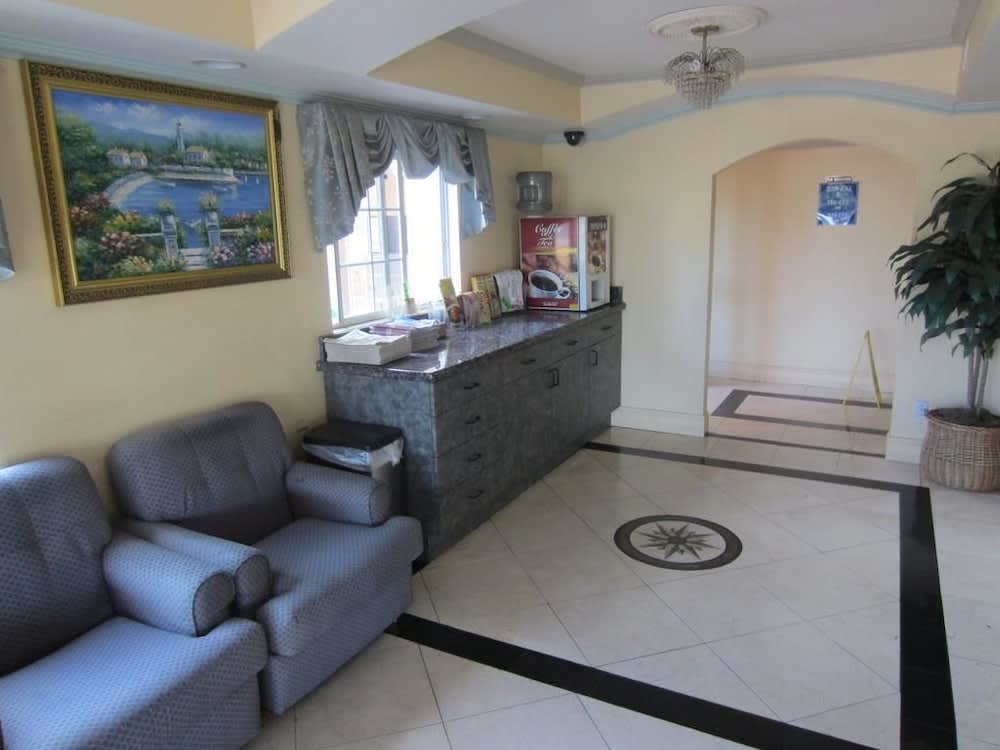 Starlight Inn Canoga Park 2