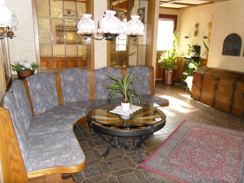 Hotel Gasthof Traube 2