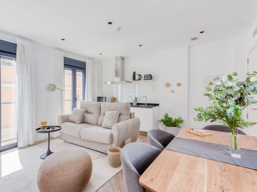 Limehome Málaga Calle Ancha del Carmen - Digital Access 1