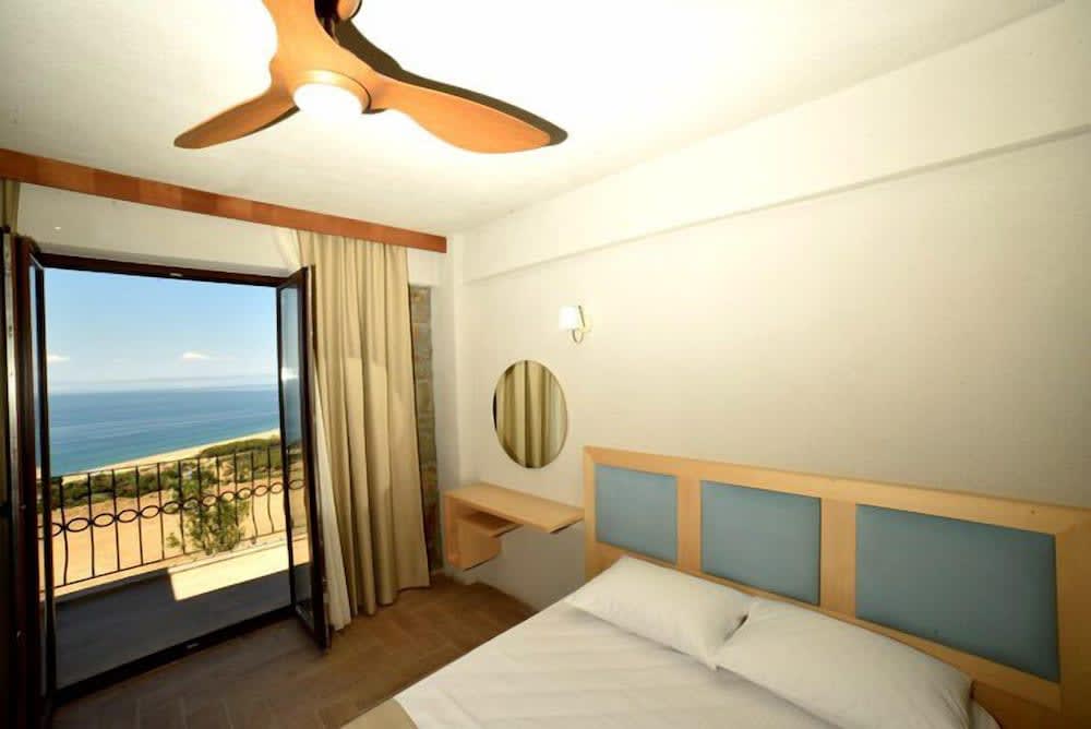 Limnos Otel 2