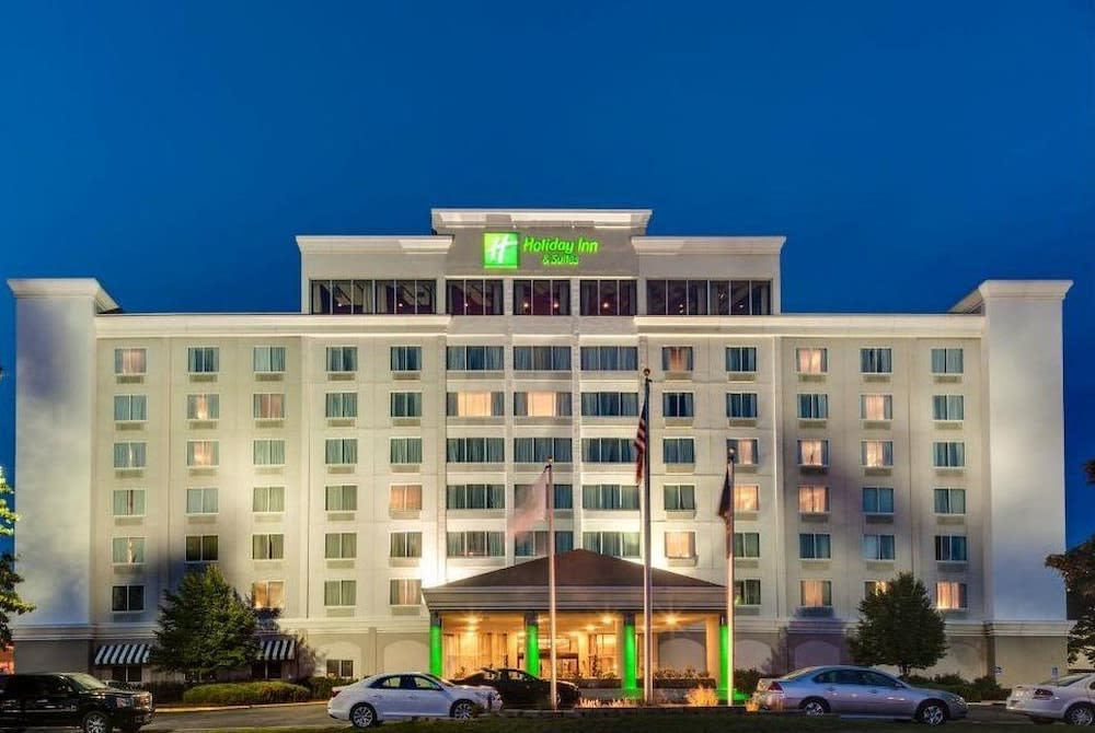 Holiday Inn & Suites OVERLAND PARK-WEST by IHG 1
