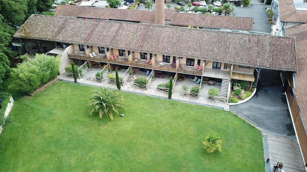 Hôtel Quai des Pontis 1