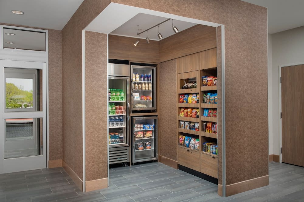 Fairfield Inn & Suites by Marriott Boise West 2