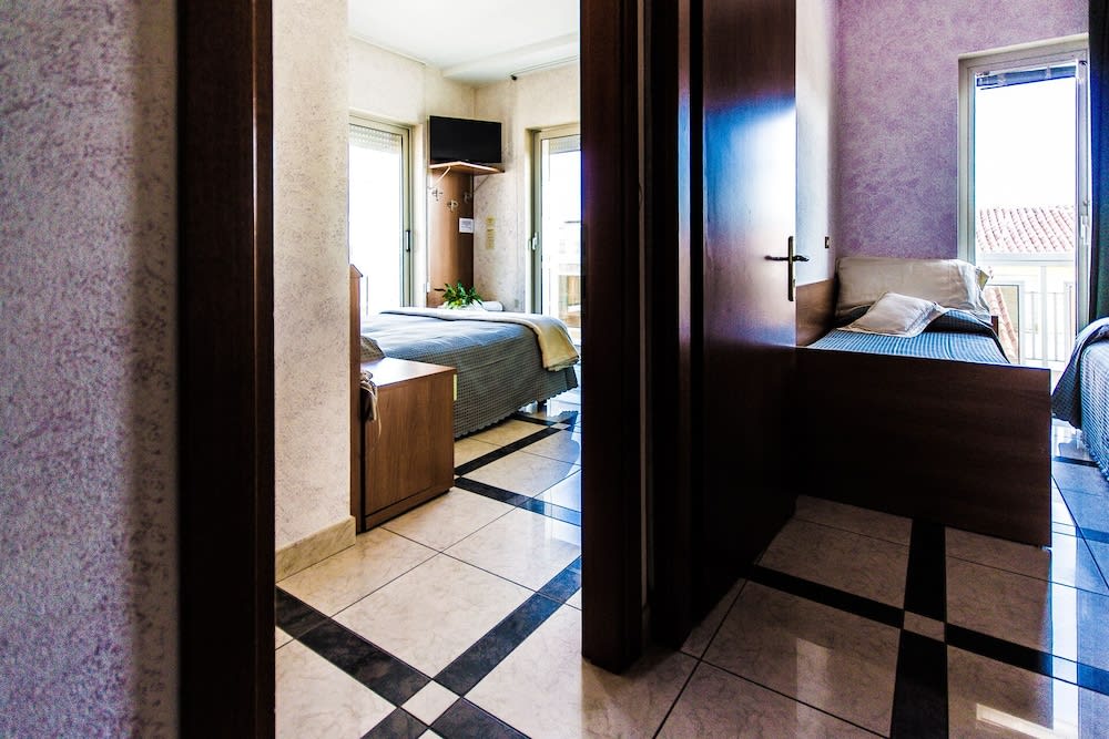 Hotel Baviera 2