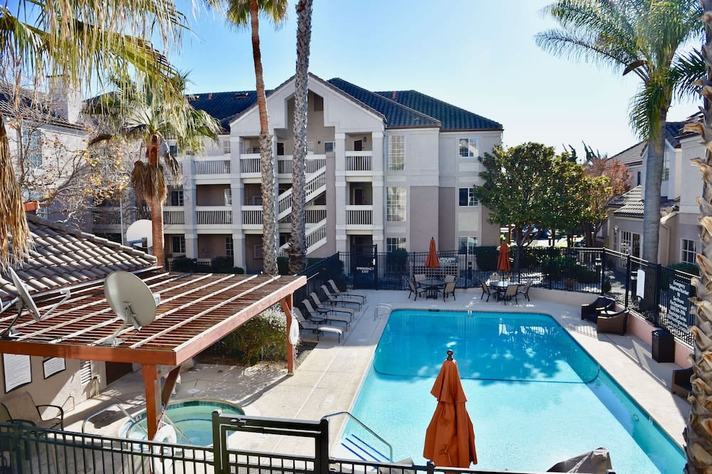 Sonesta ES Suites San Francisco Airport San Bruno 1