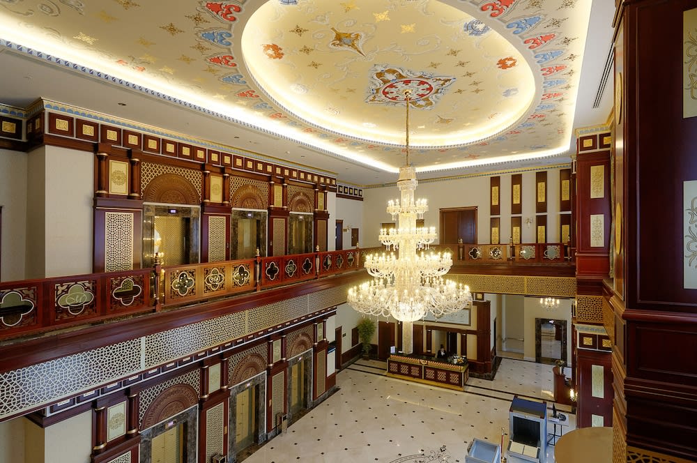 Meyra Palace 2