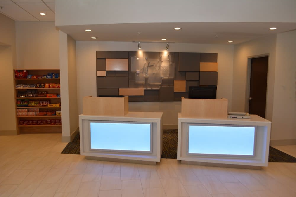 Holiday Inn Express & Suites WATERVILLE - NORTH by IHG 2