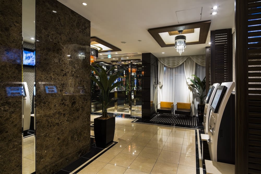 APA Hotel Nagatacho Hanzomon Ekimae 3