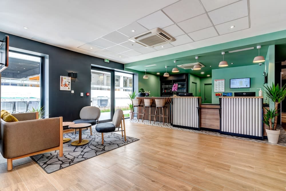 B&B HOTEL Paris Ivry Quai de Seine 5