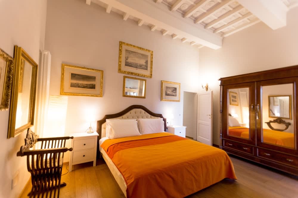 BORGO PINTI HOUSE 1