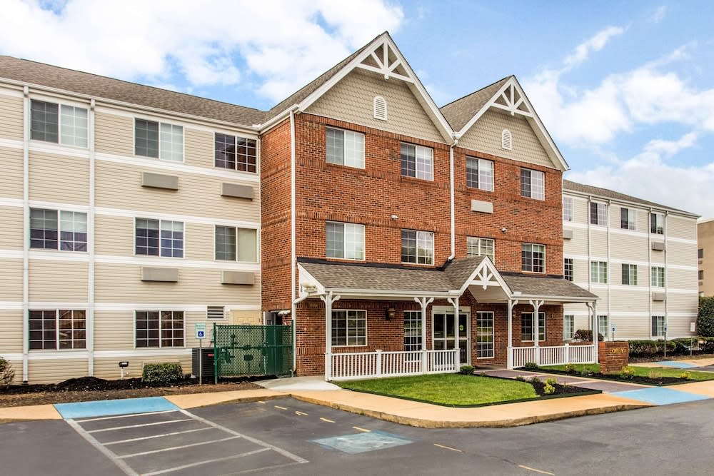 MainStay Suites Greenville Airport 1