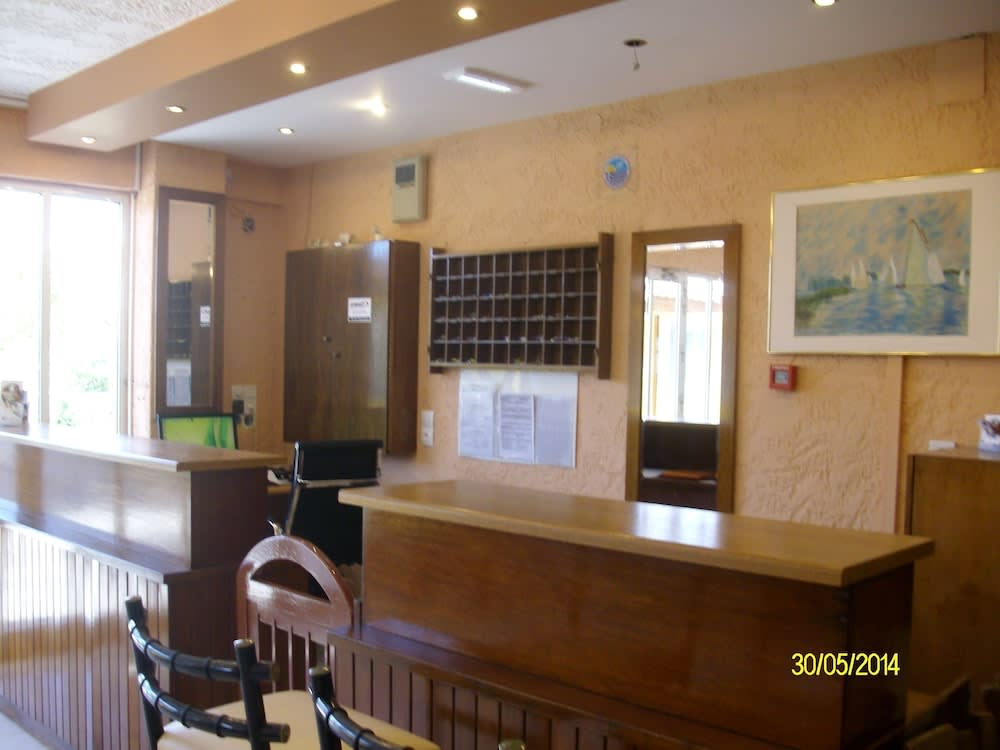 Krits Hotel 2