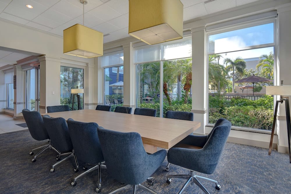 Hilton Garden Inn Ft Myers 3