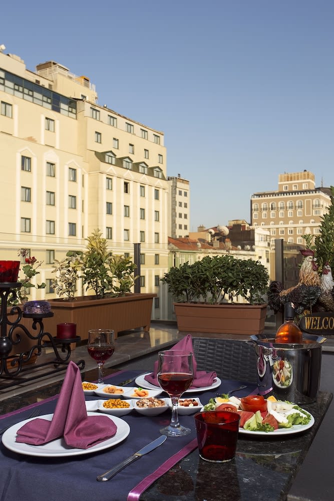 Taximist Hotel 1