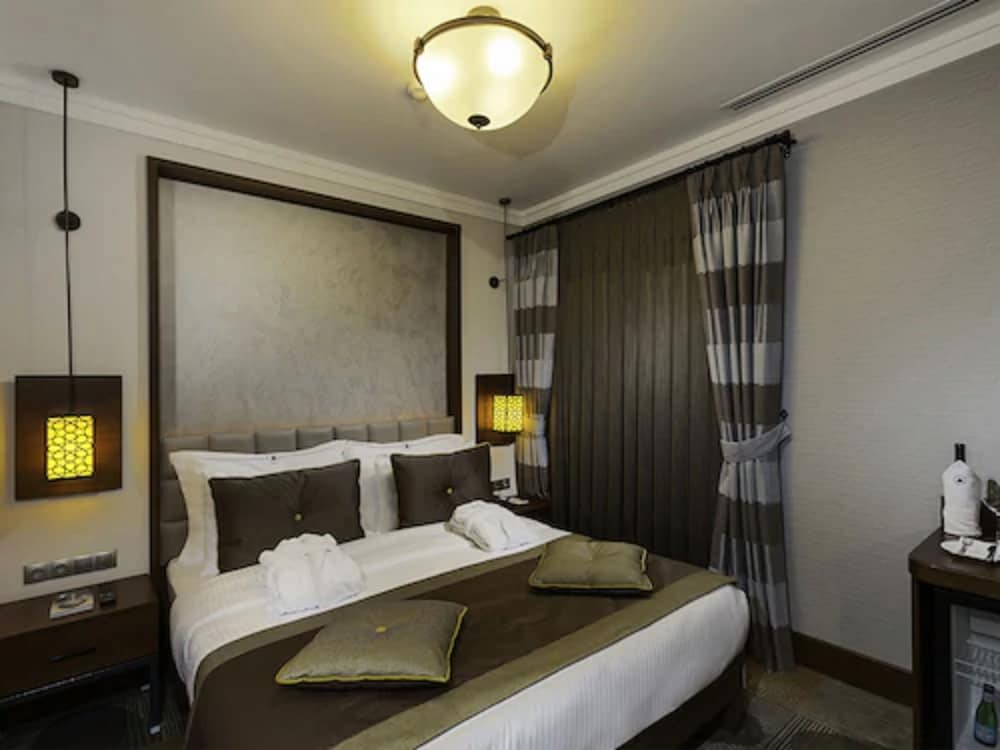 Manesol Boutique Galata 4