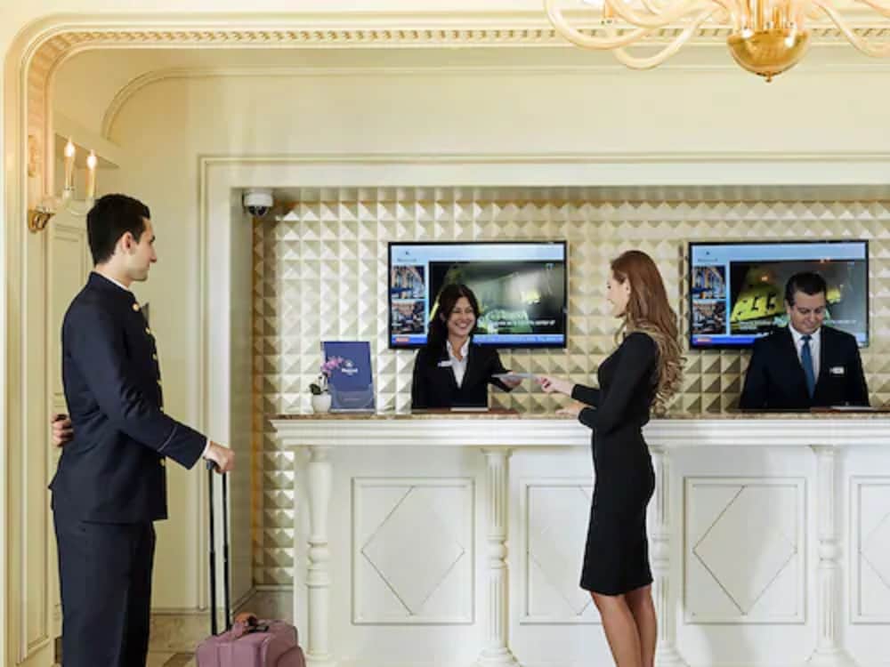 Manesol Boutique Galata 2