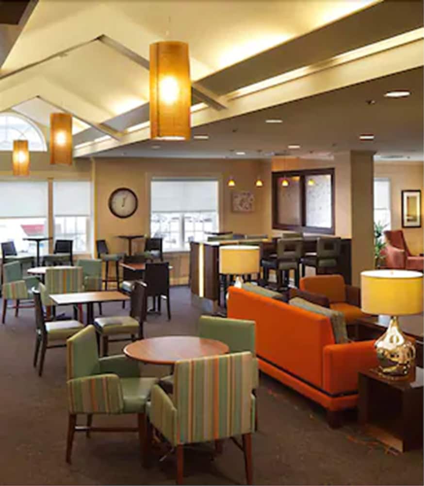 Residence Inn by Marriott St Louis Airport 2