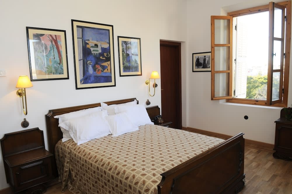 Grand Hotel Villa de France 4