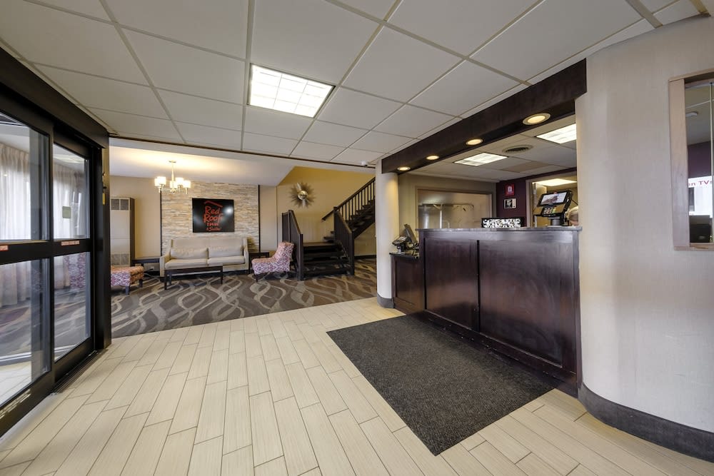 Red Roof Inn & Suites Newburgh - Stewart Airport West Point 2