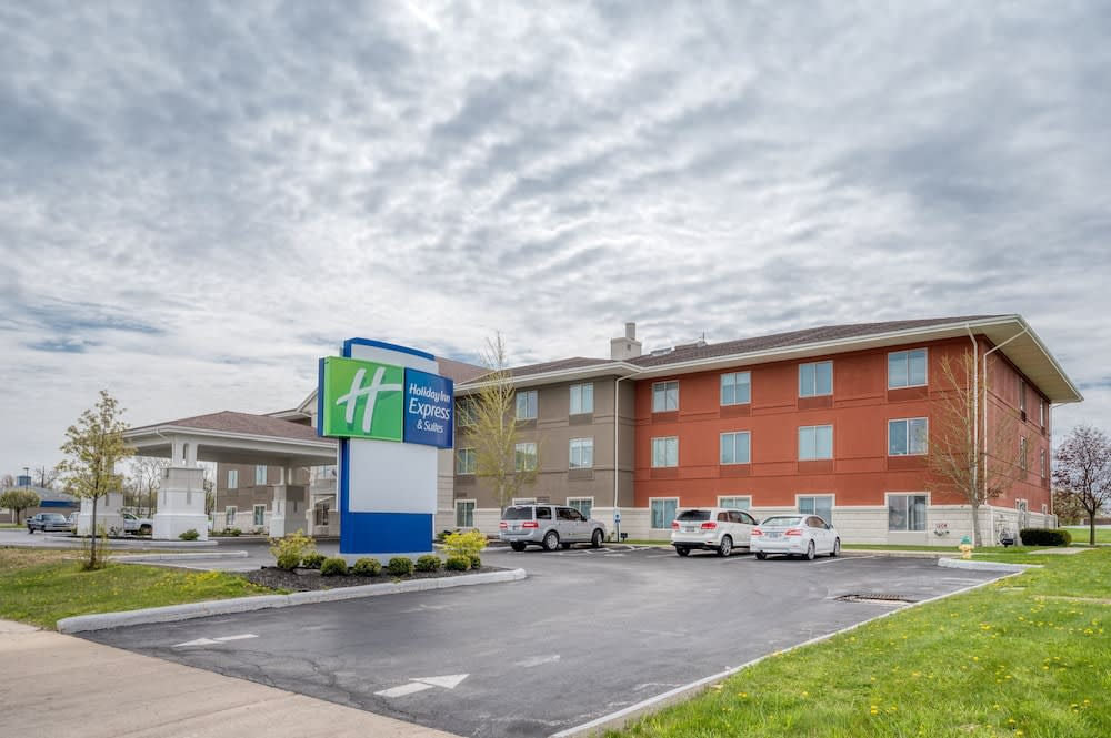 Holiday Inn Express & Suites GREENVILLE by IHG 1