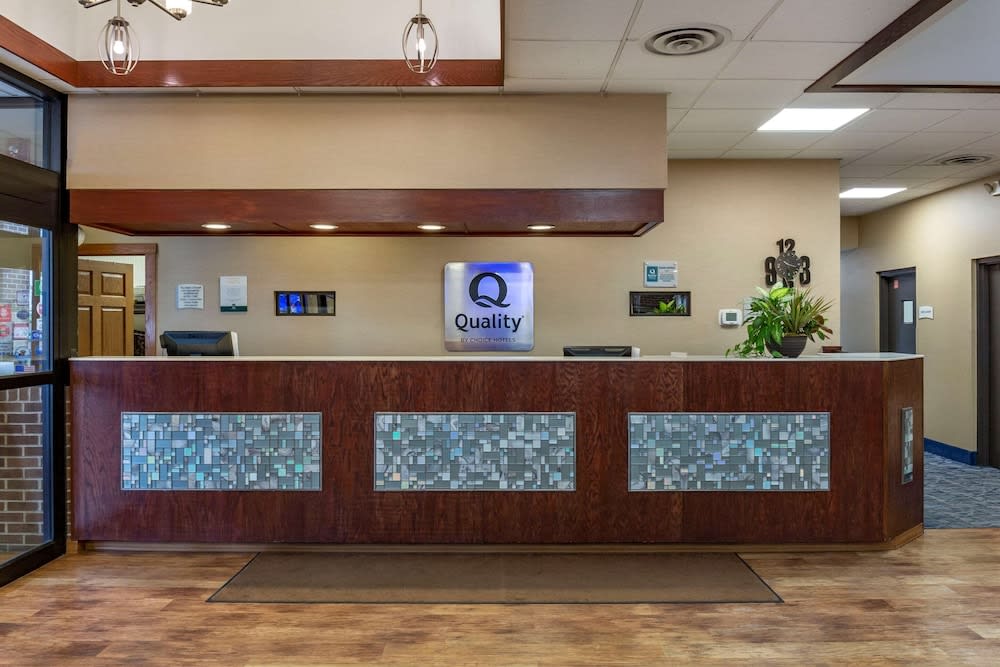 Quality Inn & Suites Zanesville City Center 1