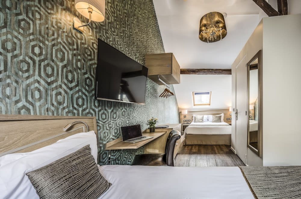 Hotel Chabrol Opera 1