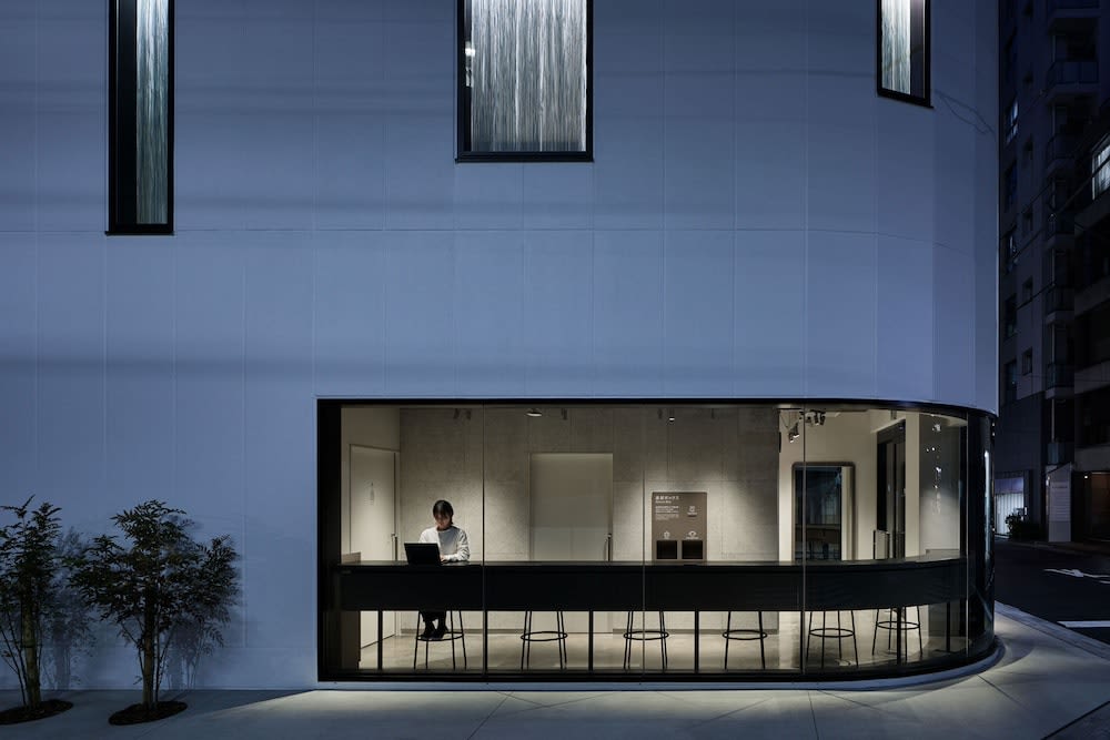 9h nine hours Ningyocho 1