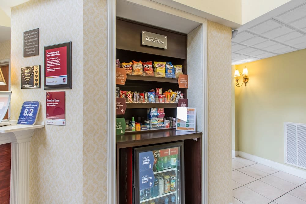 Comfort Suites Southport - Oak Island 2