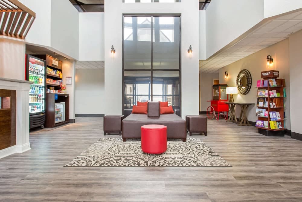 Comfort Suites Southport - Oak Island 4