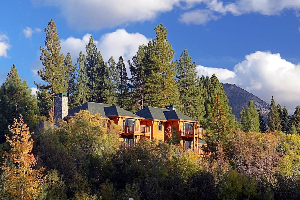 Hyatt Vacation Club at High Sierra Lodge 1