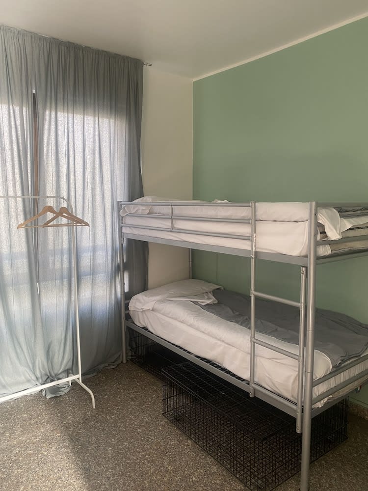 MR Hostel 2