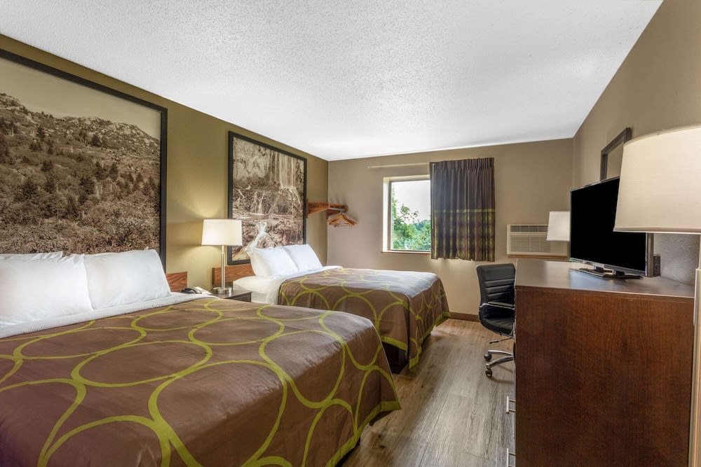 Super 8 by Wyndham Abingdon VA 1