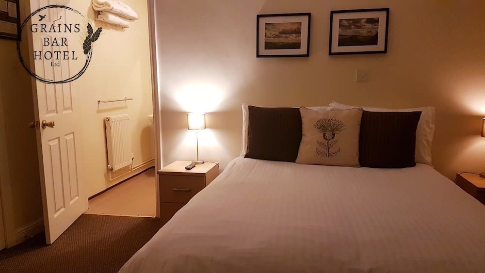 Grains Bar Hotel, Oldham Best deals