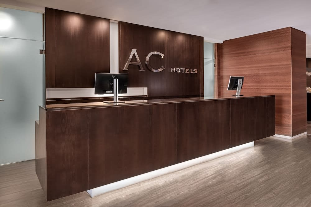 AC Hotel Murcia by Marriott 4