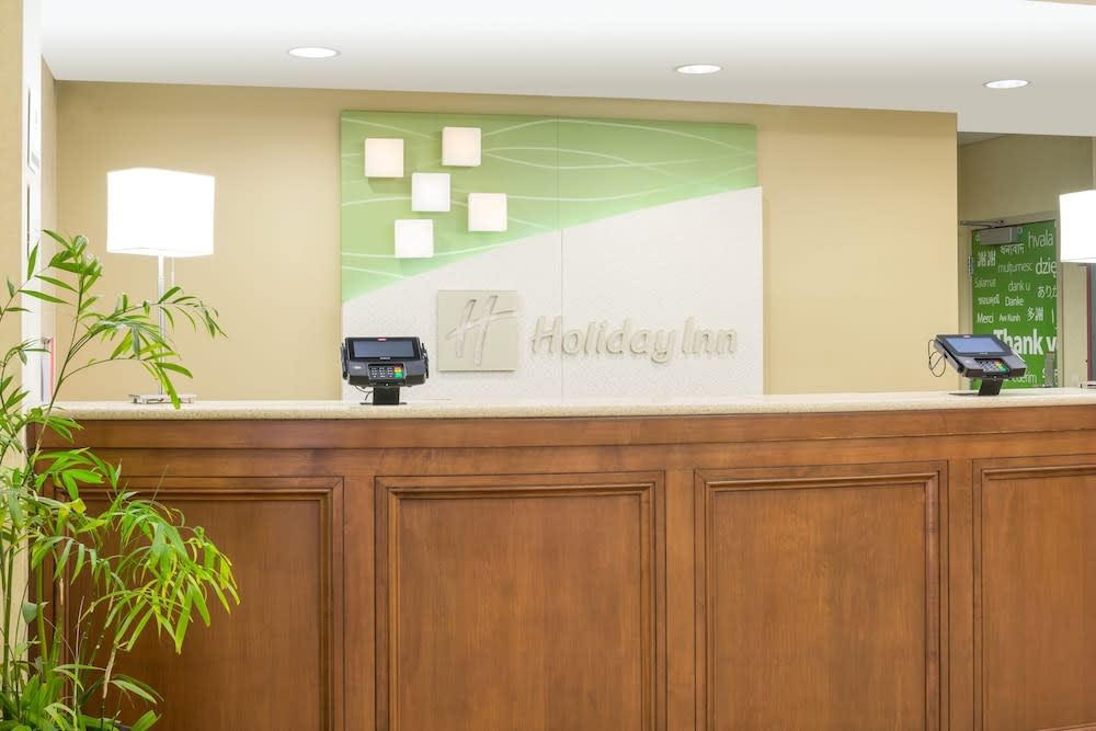 Holiday Inn MANCHESTER AIRPORT by IHG 2