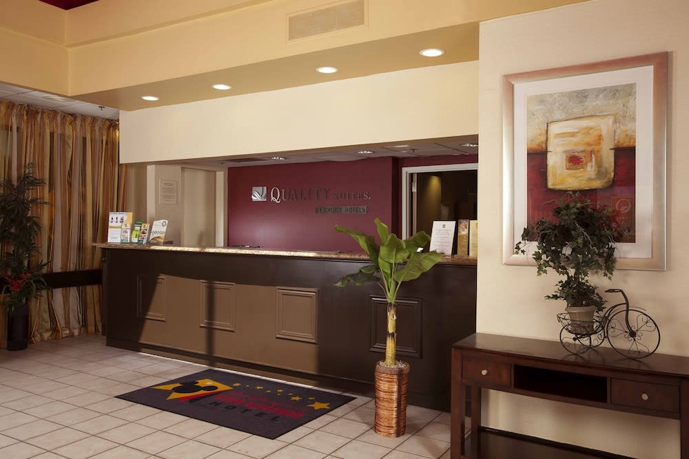 Mi Casa Hotel 2