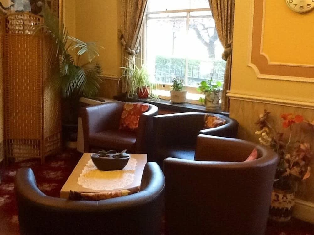 Mandalay Picton House Hotel 5