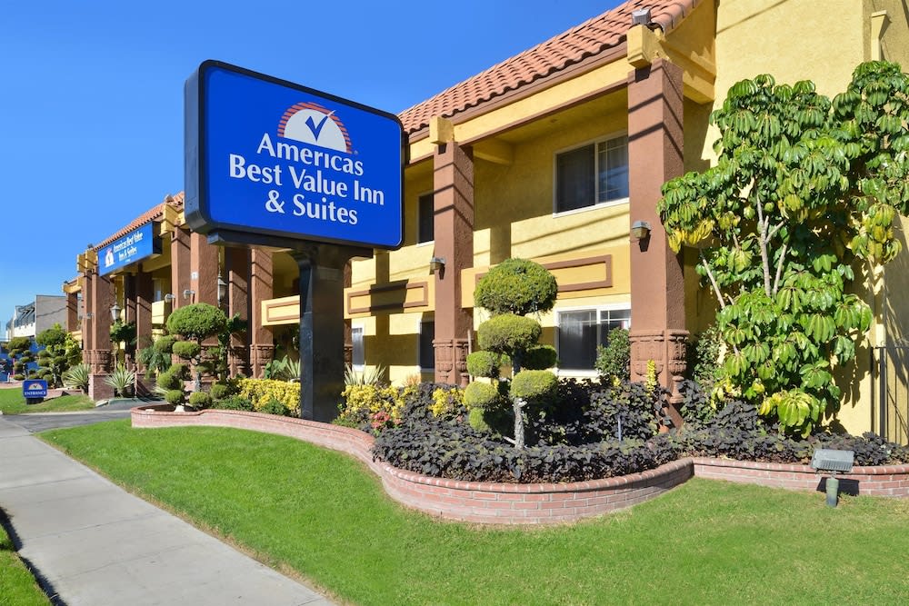 Americas Best Value Inn & Suites - Fontana 1