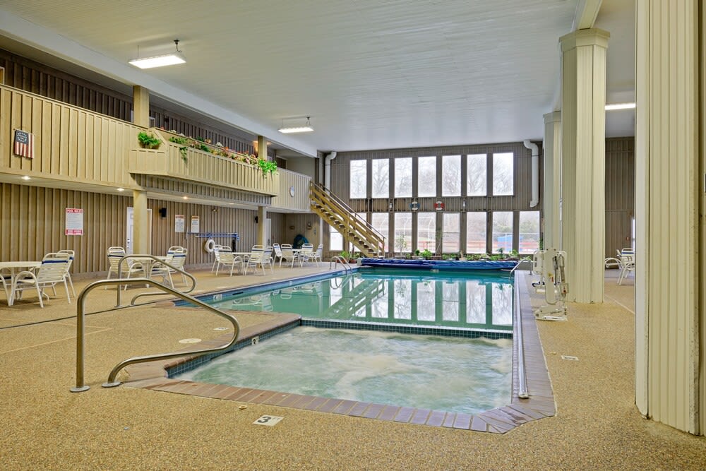 Sandwich Lodge & Resort 1