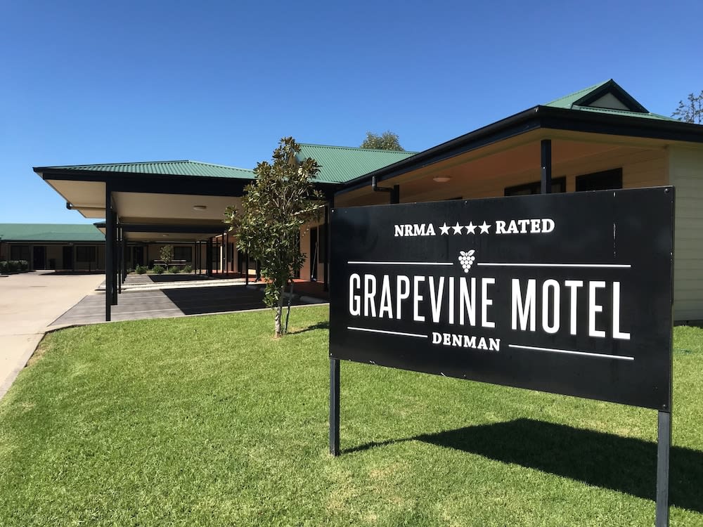 The Grapevine Motel 1