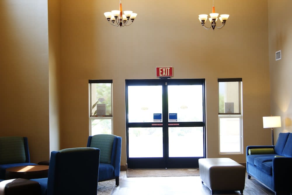 Comfort Inn & Suites Murrieta Temecula Wine Country 2