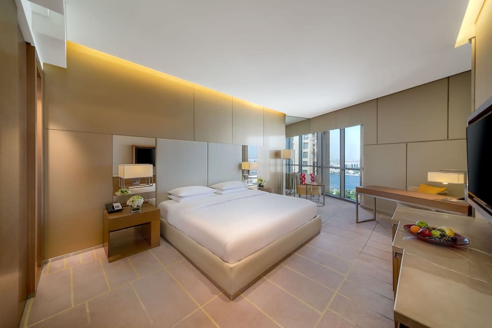 Hyatt Regency Dubai Creek Heights 4