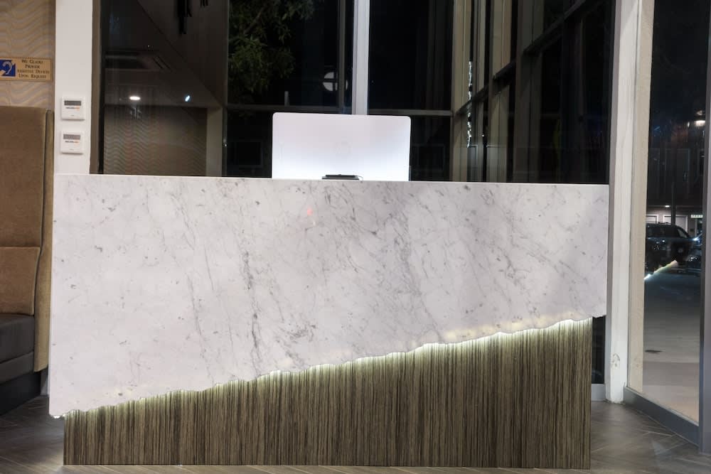Hotel Xilo Glendale 2