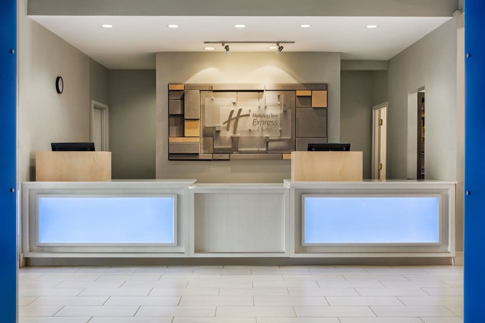 Holiday Inn Express & Suites PHILADELPHIA - MT. LAUREL by IHG 2