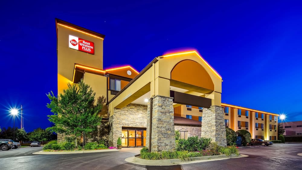 Best Western Plus Tulsa Woodland Hills Hotel and Suites 1