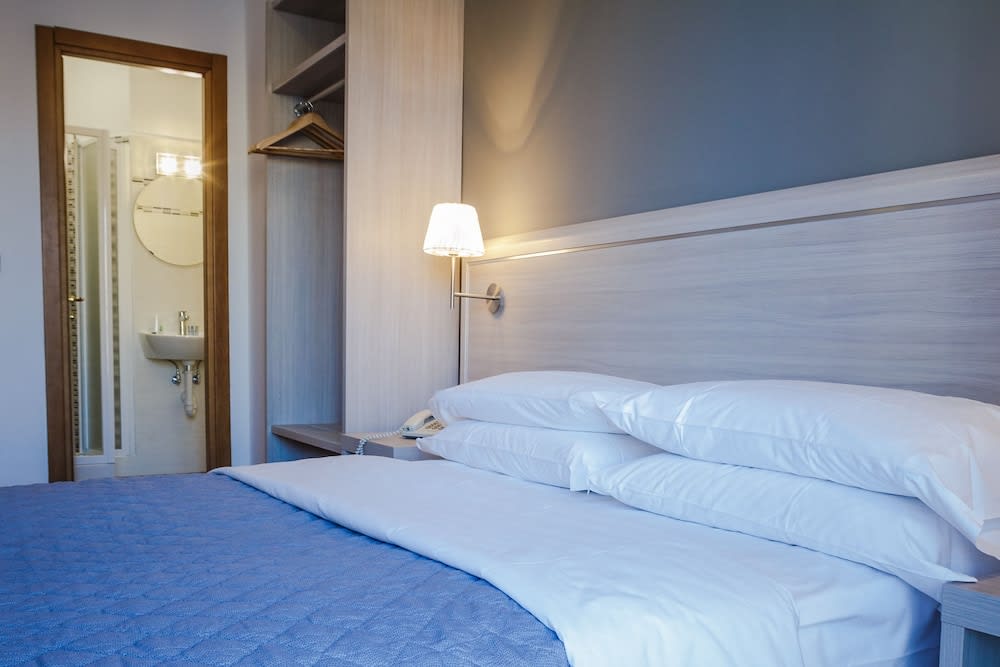 Twelve Hotel 2