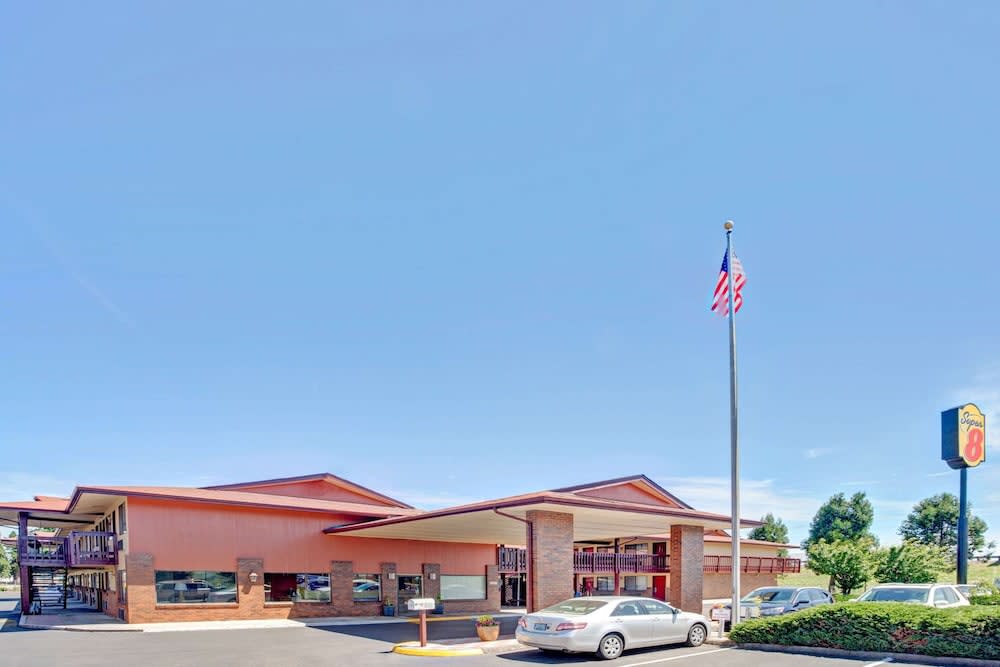 Super 8 by Wyndham Albany Corvallis 1